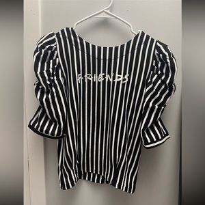 Black and white stripes top